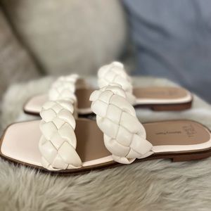 Time and Tru Braided Vegan Leather Square Toe Sandals Creme 7